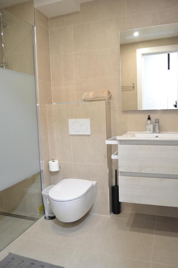 2 Bedroom 2 Bathroom Apartment In The Heart Of Fuengirola With Big Terrace And Free Parking Space Close To Beach Экстерьер фото