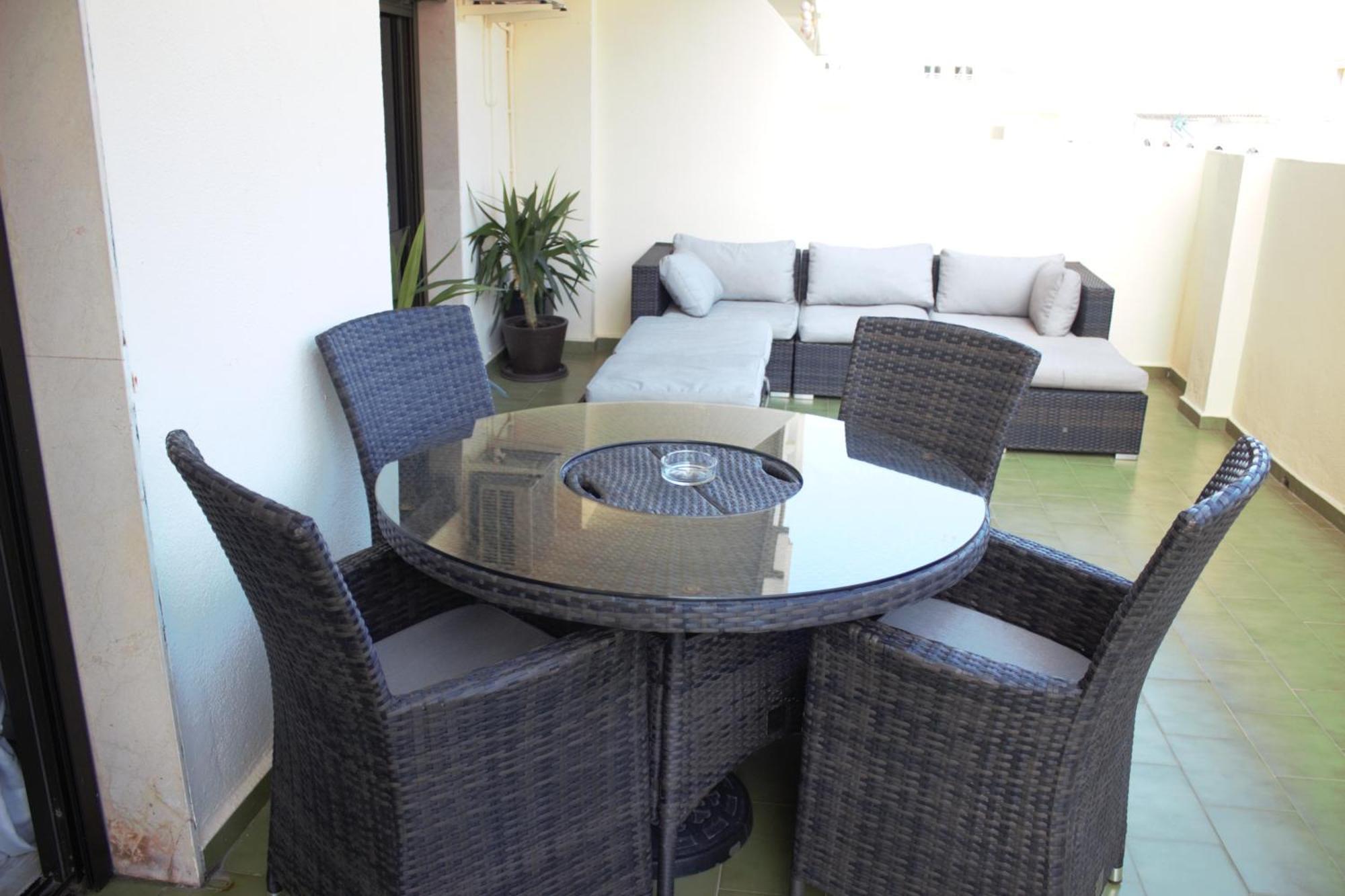 2 Bedroom 2 Bathroom Apartment In The Heart Of Fuengirola With Big Terrace And Free Parking Space Close To Beach Экстерьер фото